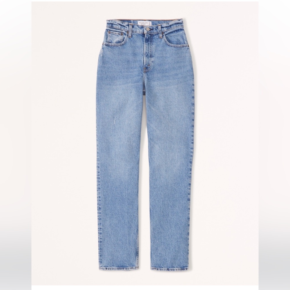 Abercrombie Curve Love Ultra High Rise 90s Straight Jean.